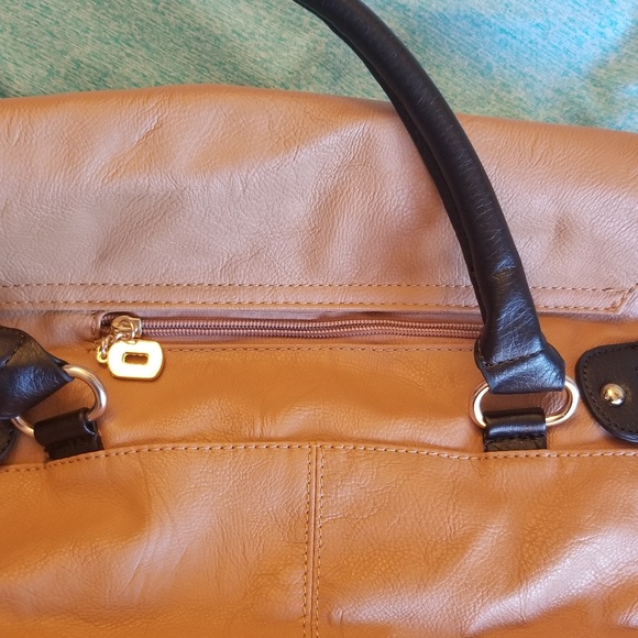 NWOT Shoulder Bag/Satchel Faux Soft Leather - Picture 8 of 8